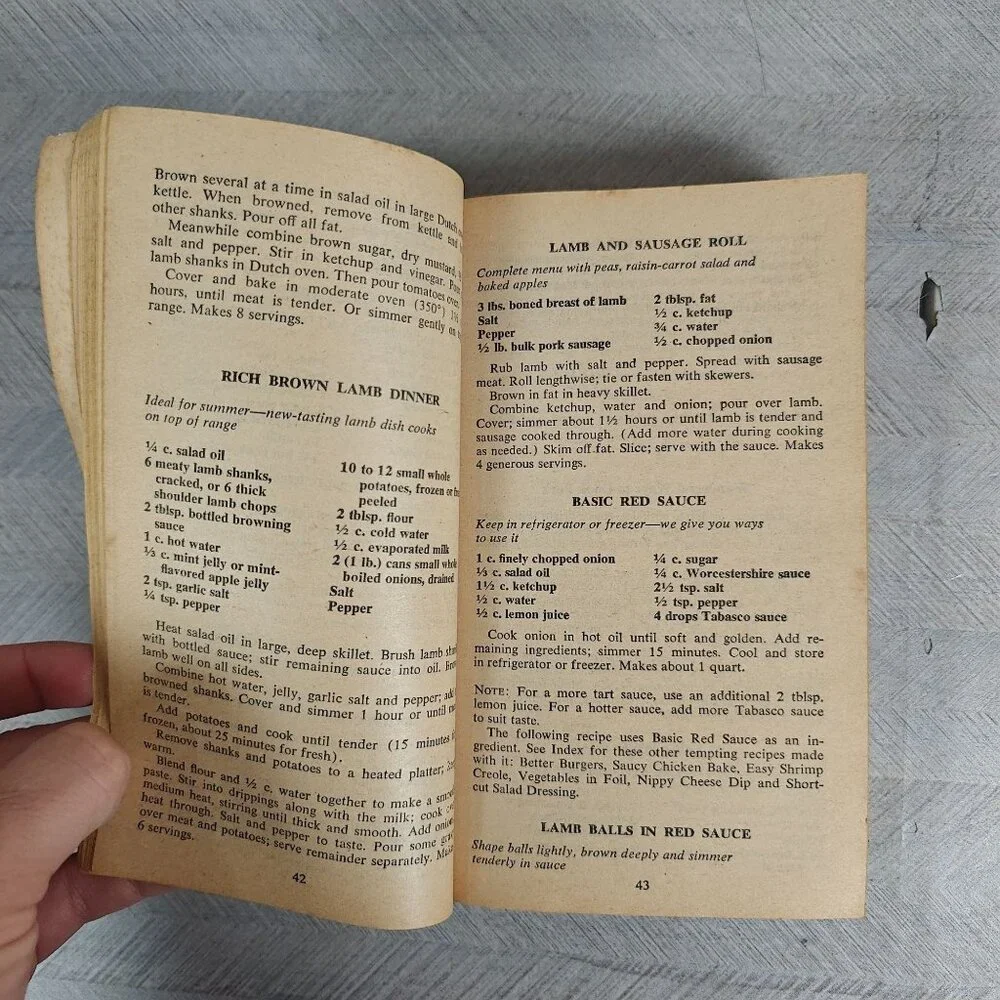 Vintage Farm Journal's Country Cookbook Revised Enlarged Edition 1981